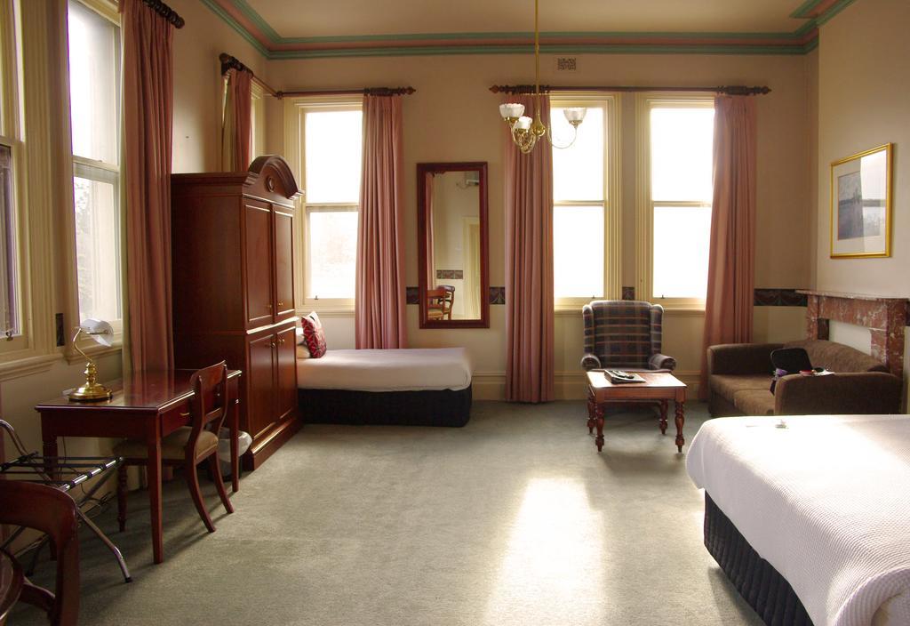 The Hotel Shamrock Bendigo Exteriör bild