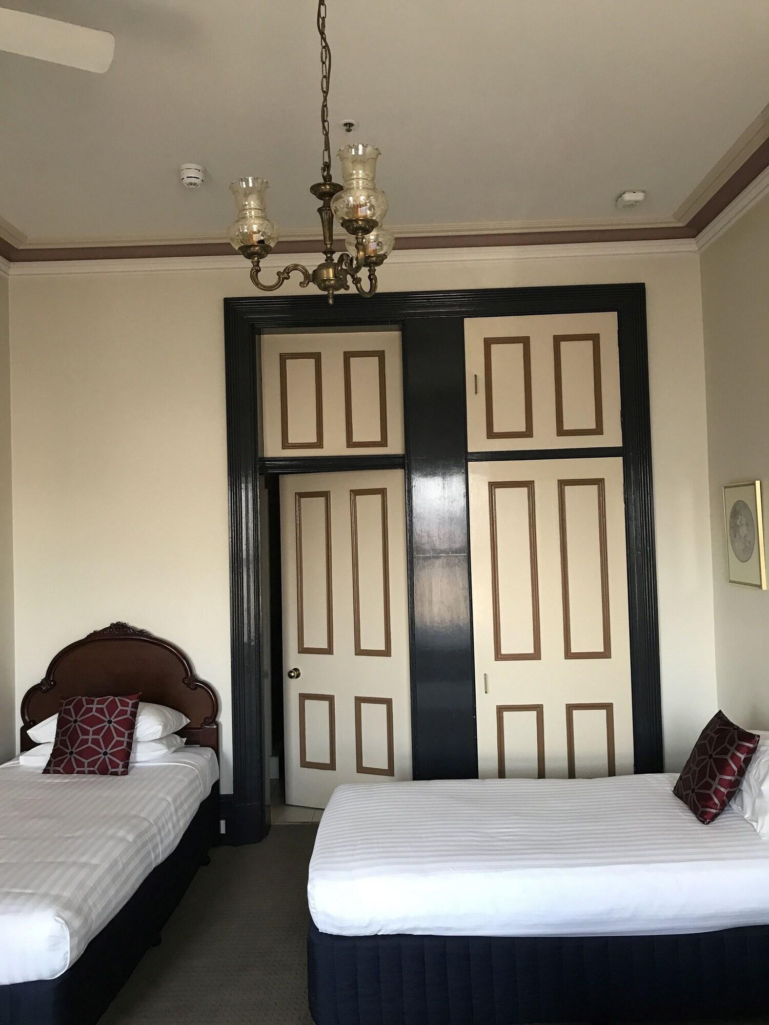 The Hotel Shamrock Bendigo Exteriör bild